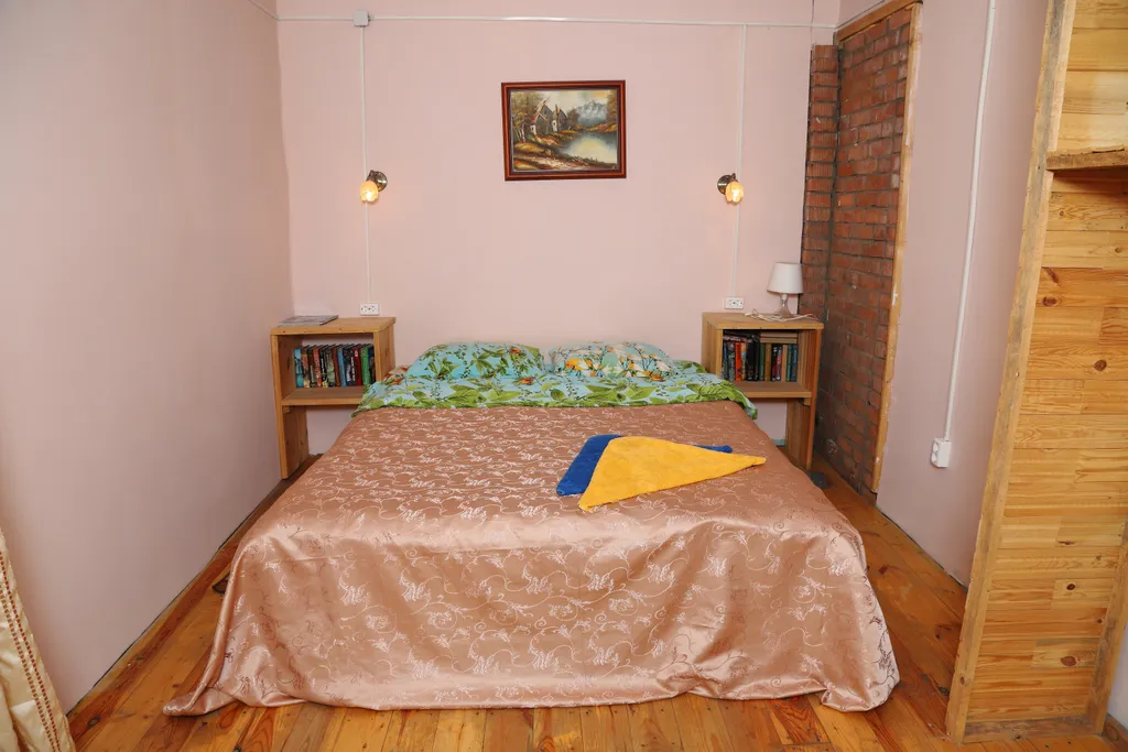 Люкс с камином рядом с рекой Волга в лесу