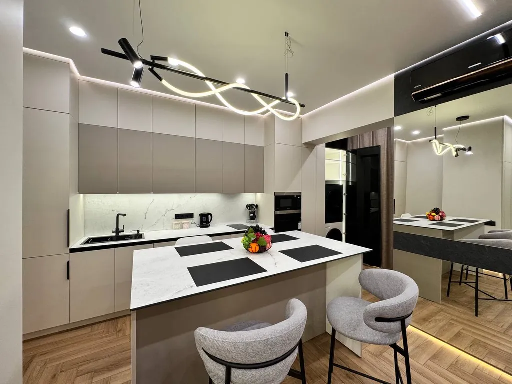 2-комнатная в ЖК Комфорт Сити с видом на горы, рядом с ТЦ MEGA