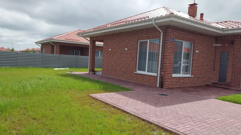 Коттедж Дом в коттeджном посёлке Ласкино-парк где есть бассейн и спа — аренда посуточно в Ласкино