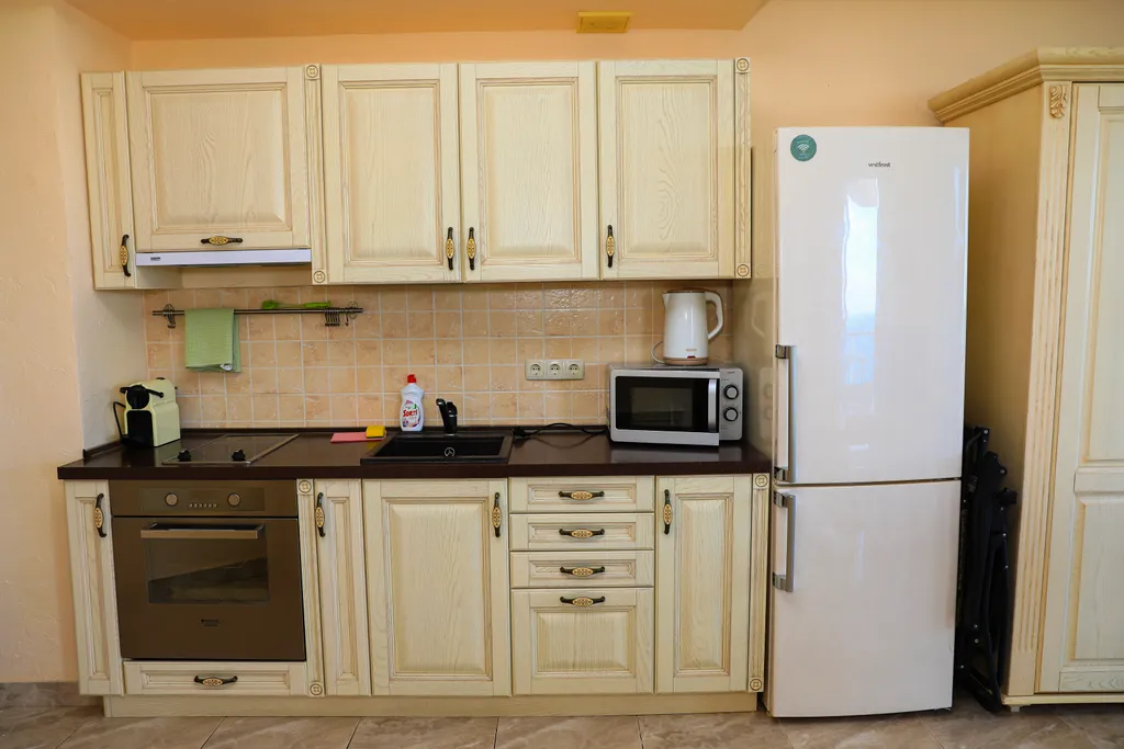 Двухкомнатные апартаменты 50 м от моря