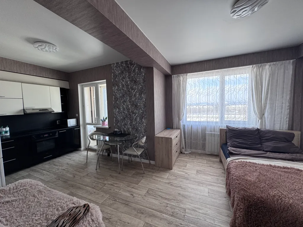 Уютная квартира рядом с торговыми центрами и аквапарком — аренда посуточно в Южно-Сахалинск