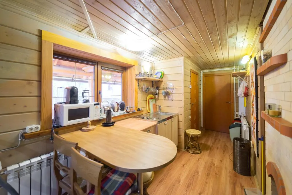 Коттедж Дом для отдыха рядом с рекой Луга — Луга