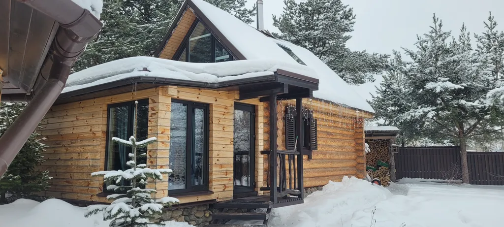Деревенский домик в пригороде Костромы