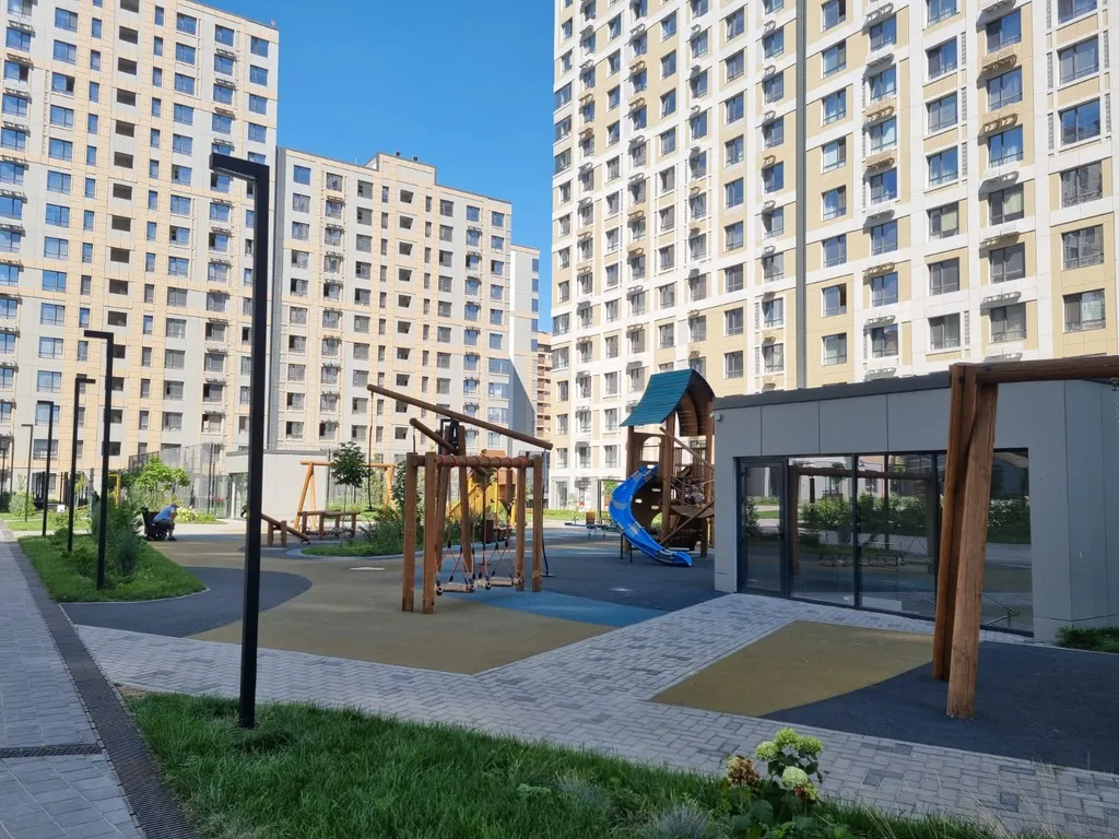 уютная двухкомнатная квартира рядом с Grand park