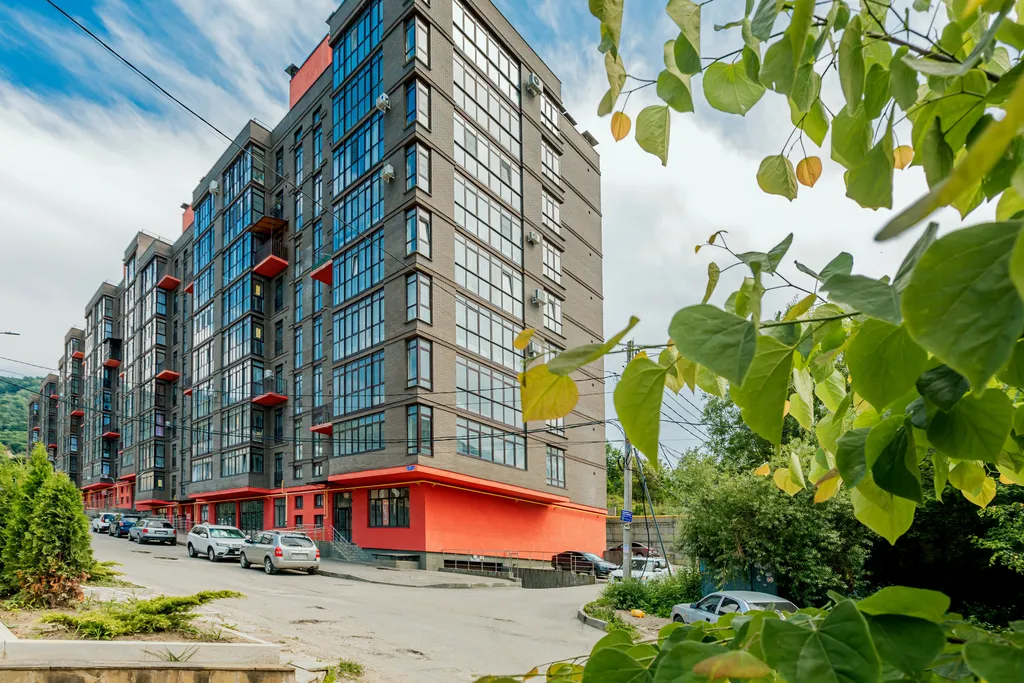 Квартира с видом на горы + В курортной зоне + У входа в верхний парк