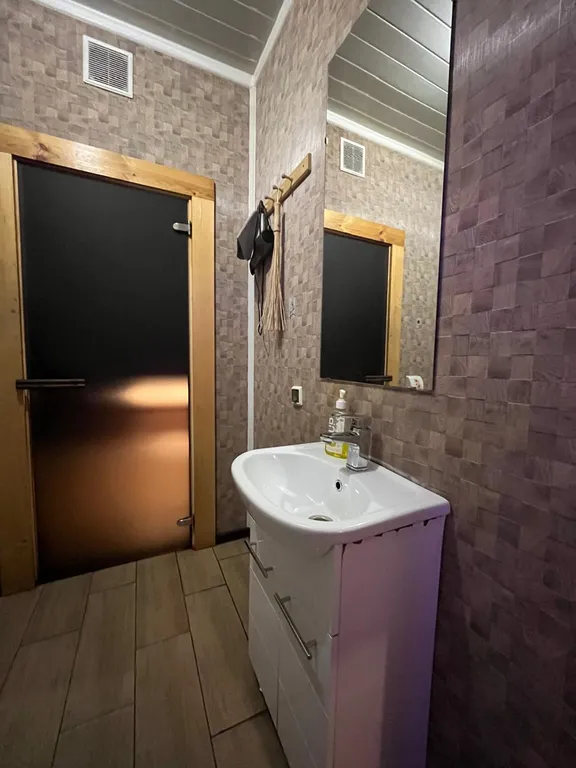 Коттедж Домики у озера Красно село — Красное Село