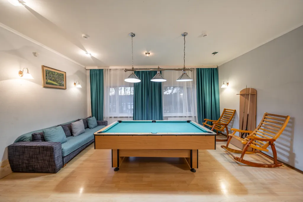 Большой коттедж с сауной