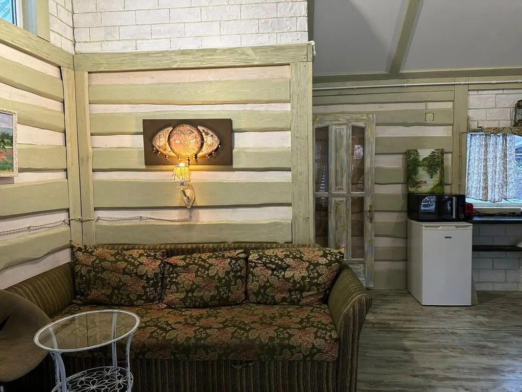 Уютный глемпинг Прованс на берегу реки