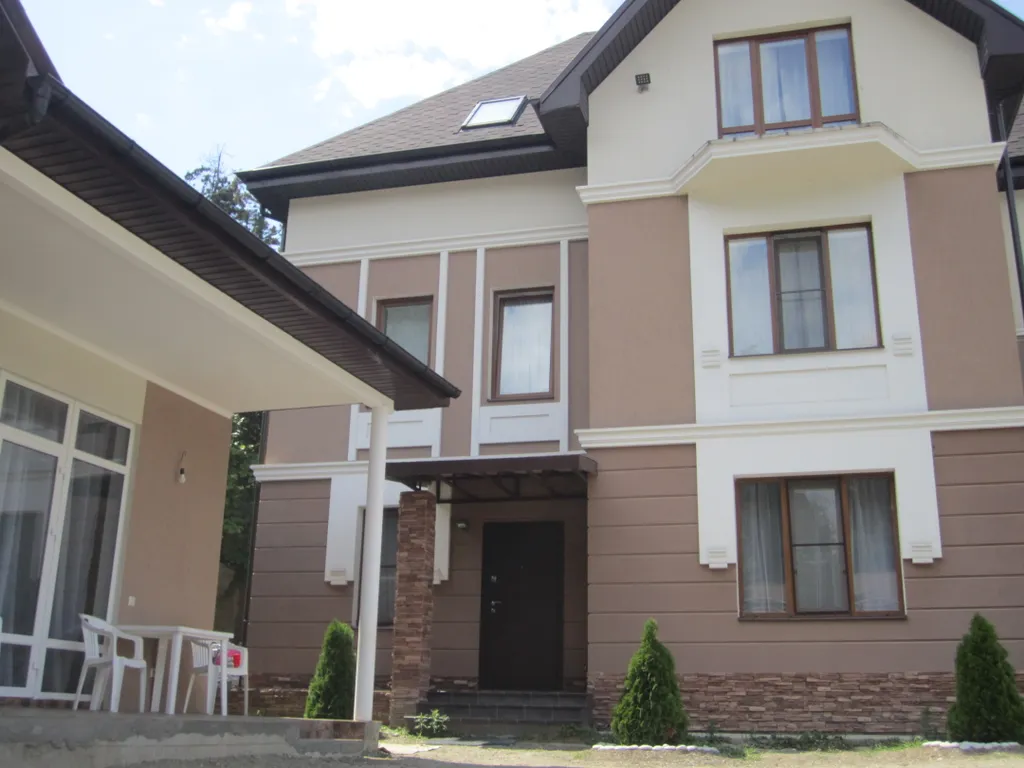 2х комнатные апартаменты в Сочи! Дом в Дагомысе!