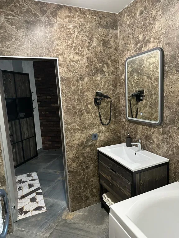 Лофт с видом на Волгу