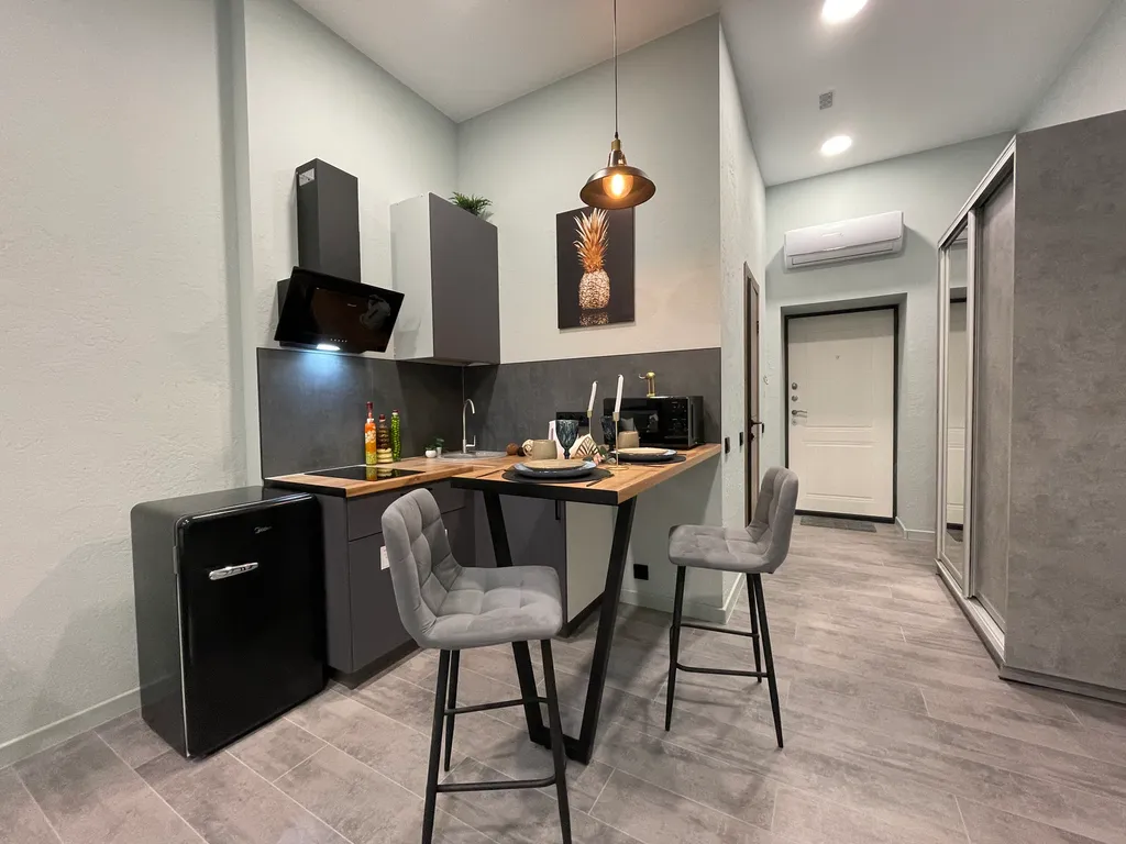 Уютная студия около аквапарка Планета