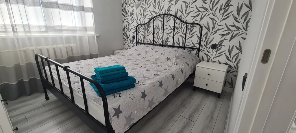 Уютная двухкомнатная квартира в спальном районе