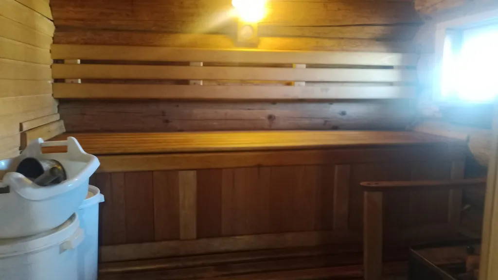 Шале из большого бревна