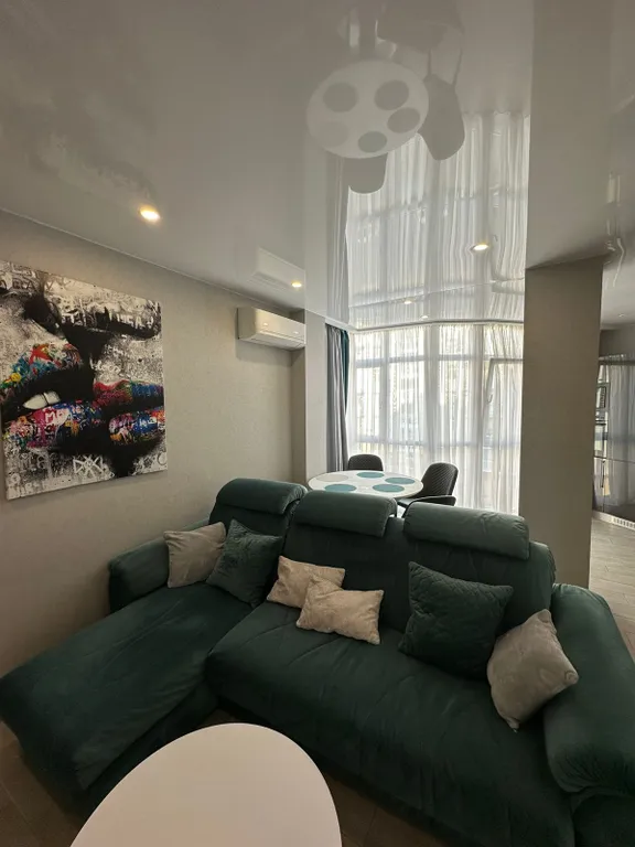 Евро-четырехкомнатный апартамент в Сириусе