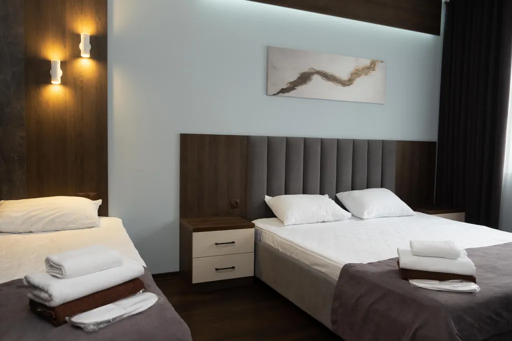 Дом с бассейном