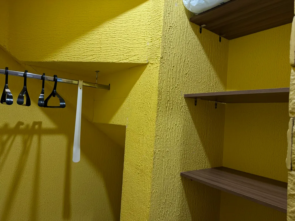 Коттедж с теплым бассейном под открытым небом. На 6 человек.