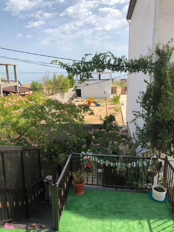 Коттедж Апартаменты у моря с верандой и отдельным двором — аренда посуточно в Избербаш