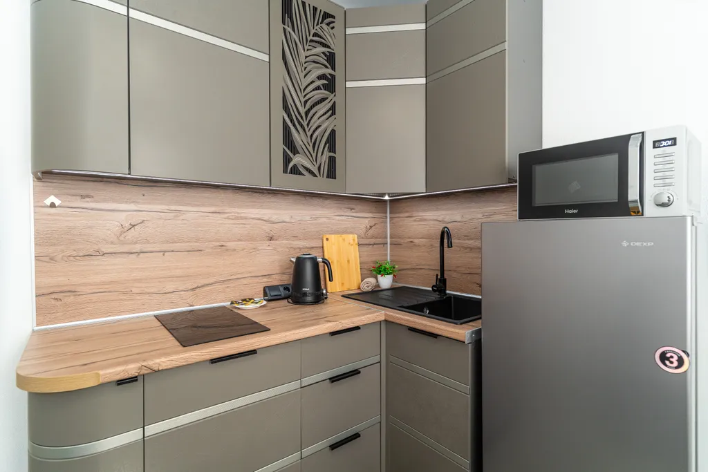 Стильная и уютная однокомнатная квартира с современным ремонтом в Новороссийске