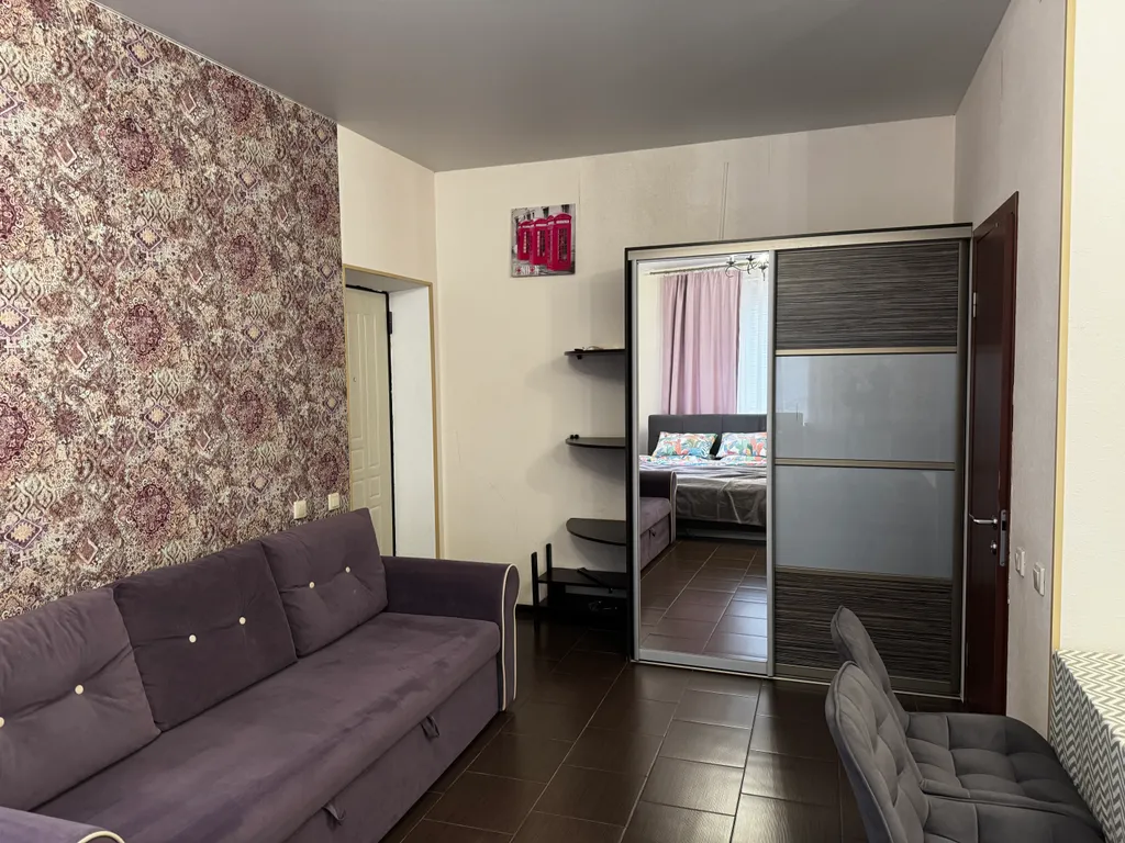 Квартира Квартира Апартамент с кухней в частном доме у набережной — Геленджик