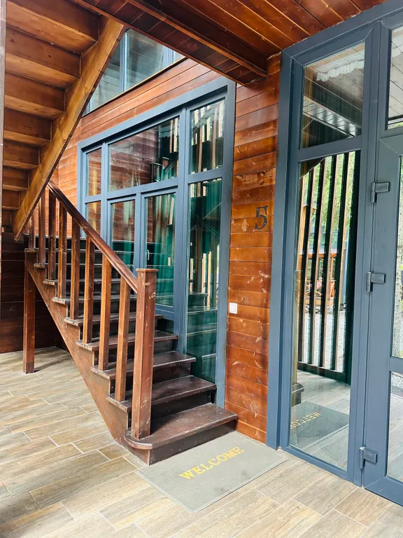 6-комнатная Квартира