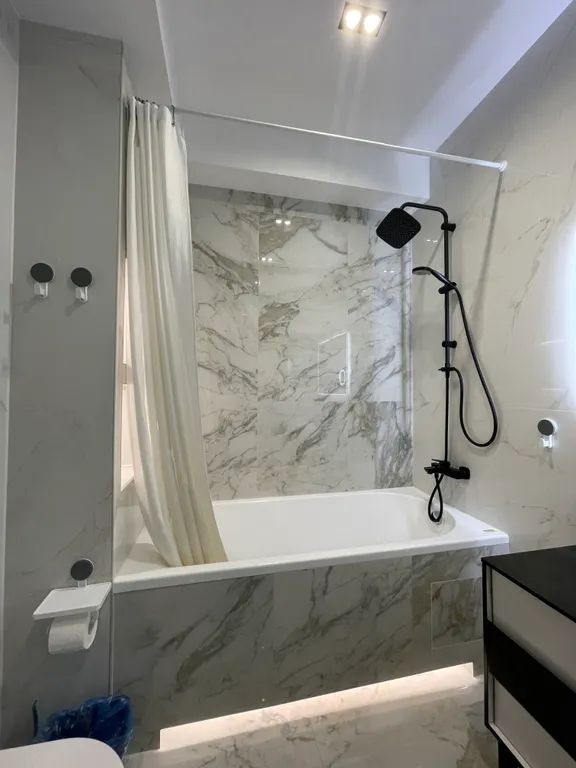 Супер видовая квартира в элитном доме с новым дизайнерским ремонтом