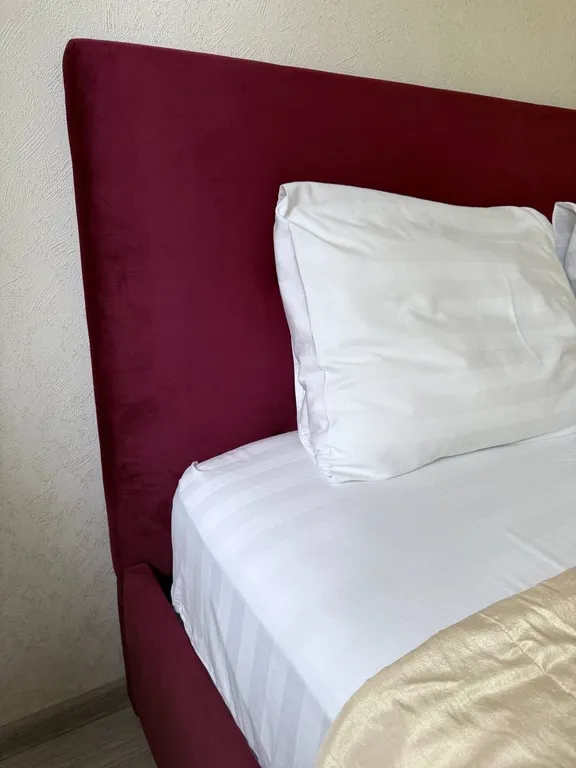 Квартира 3-к квартира. Свежий ремонт, 7 комфортных спальных мест, бойлер — Гатчина