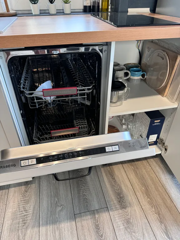 Уютный дом с сауной, в стиле барнхаус, недалеко от реки