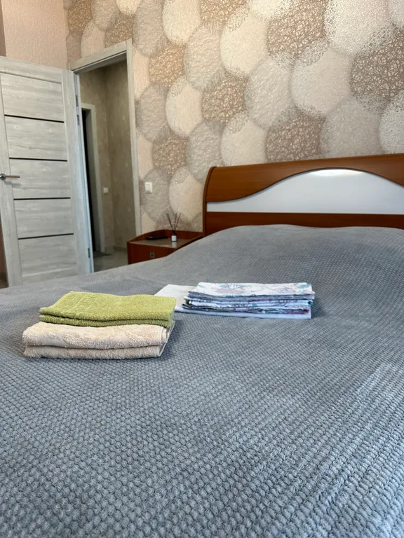 Новая и хорошая квартира в Спутнике — аренда посуточно в Засечное