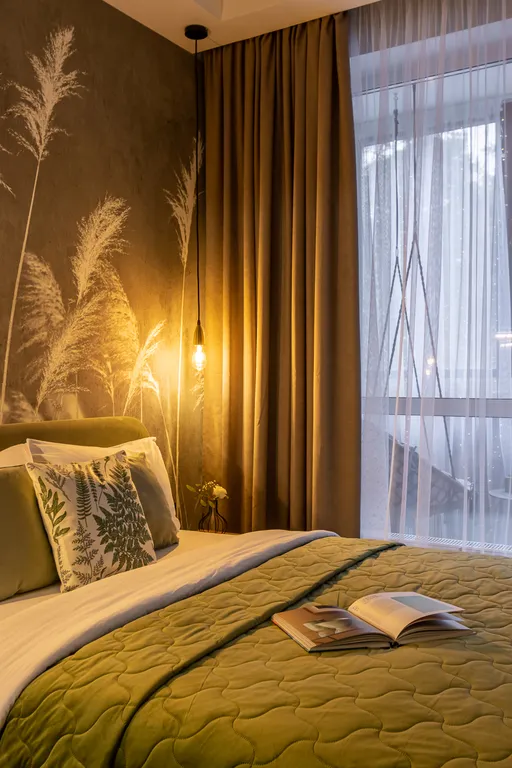 Студия Колосья с качелью на балконе и видом на сосны