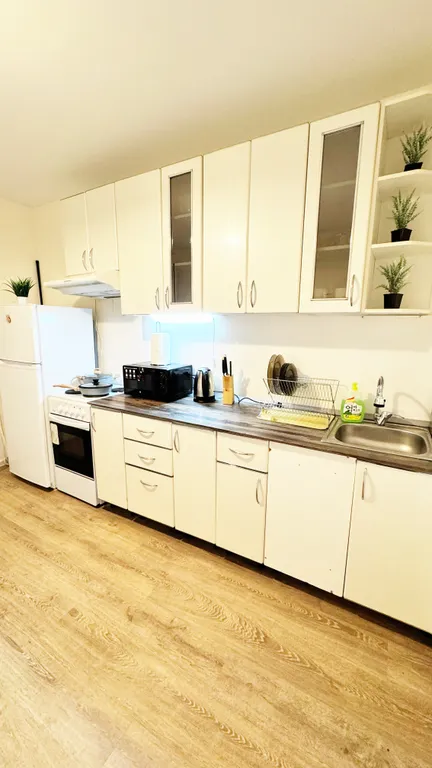 Квартира Апартаменты ЖК "Новое Колпино", большой балкон, парковкой у дома — Колпино