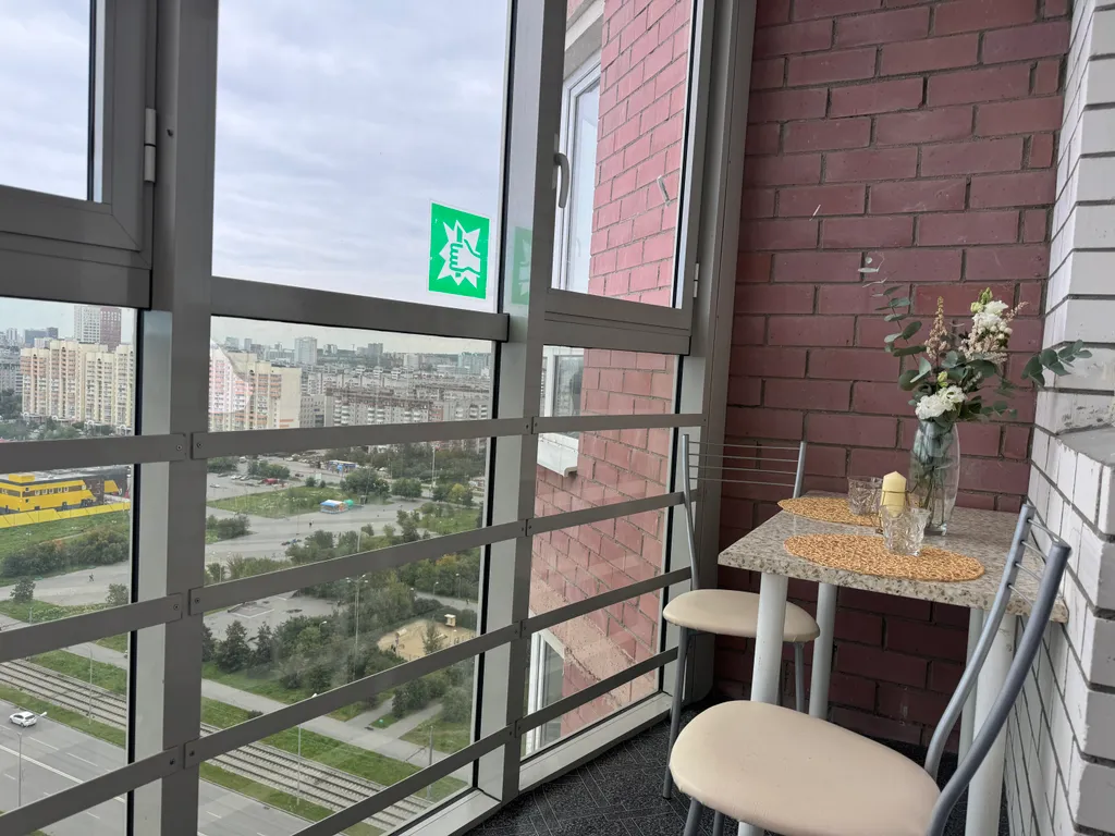 Квартира Комфортабельные Апартаменты с видом на парк в центре Ботаники — Екатеринбург