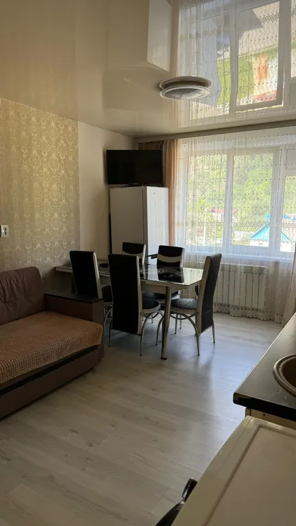 Уютная квартира с видом на горы