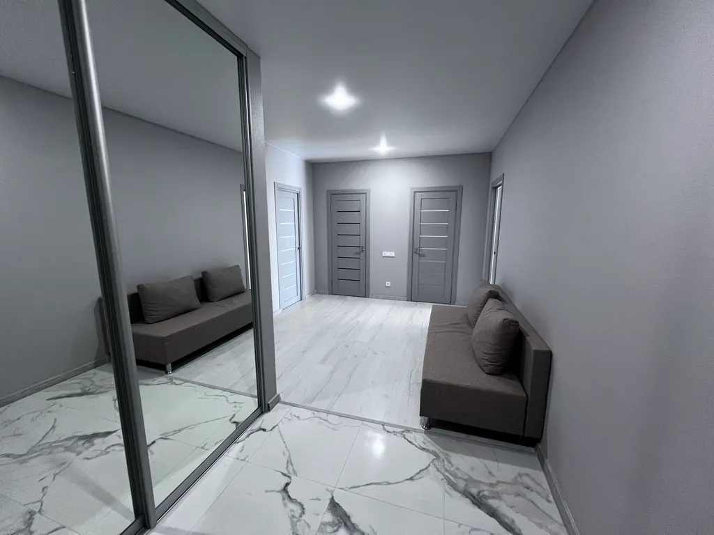 Шикарная квартира в центре города с панорамным видом