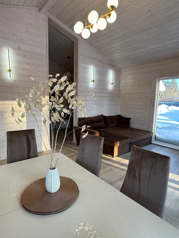 Уютный дом в аренду с видом на лес