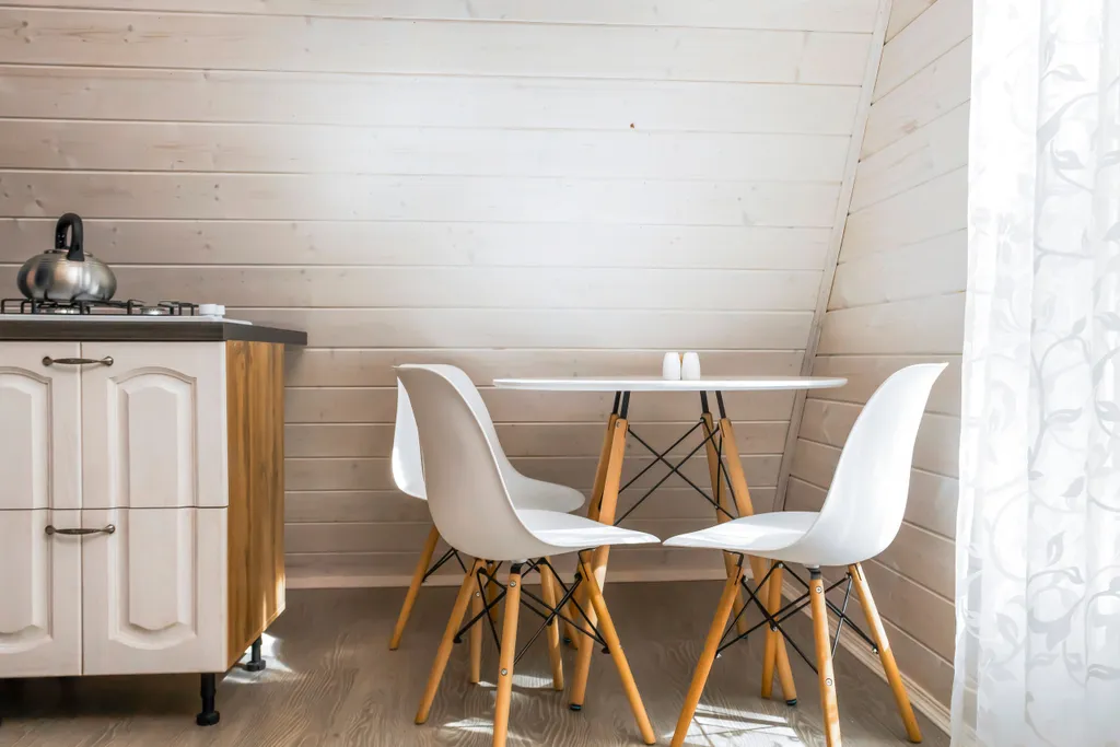 Уютный домик в нацпарке для 2-4 человек в лесу на берегу реки Пра