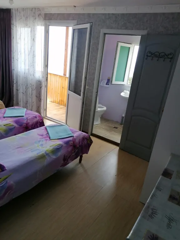 Четырёхместный номер люкс с видом на море