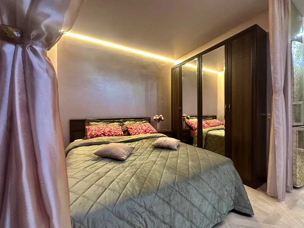 Уютная квартира в центре города — аренда посуточно в Волжский