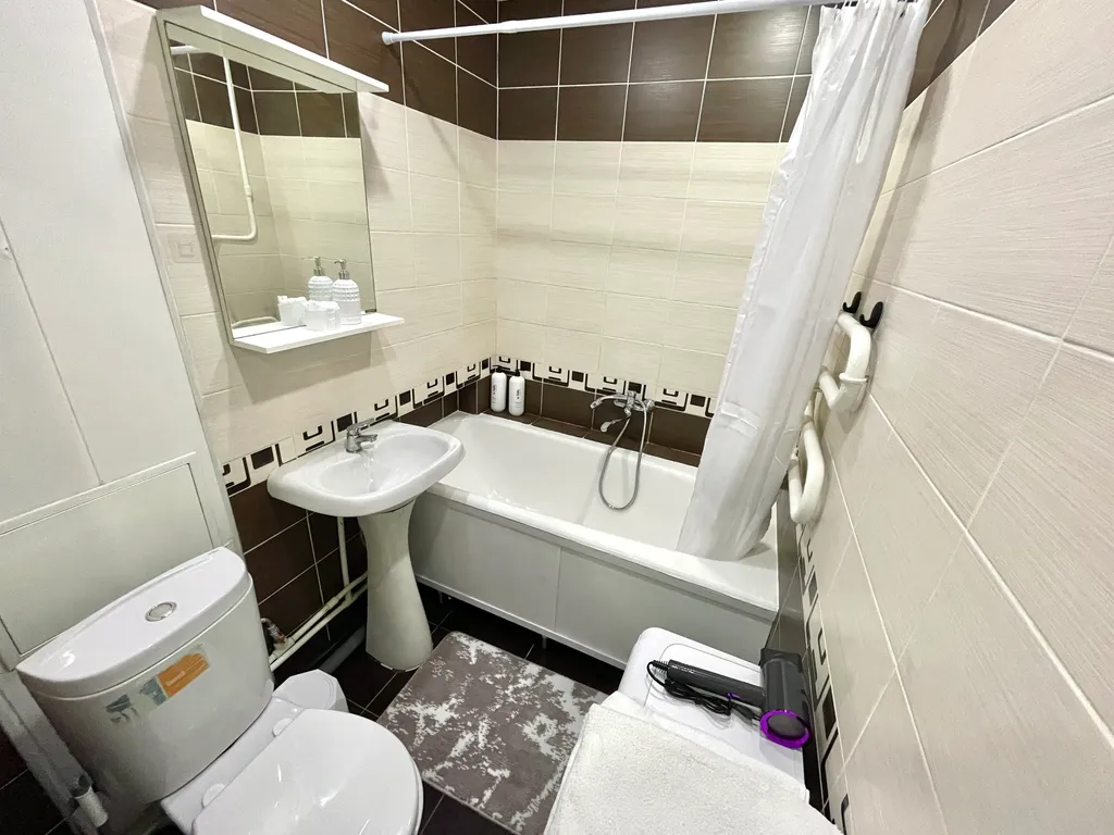 Квартира Вместительная квартира в самом центре — Екатеринбург