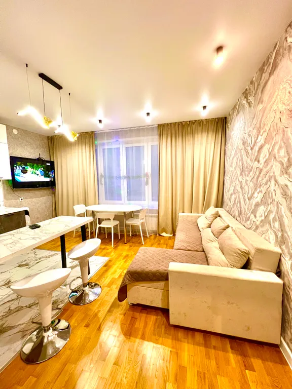 Новая квартира с прекрасными видами в центре города у канатной дороги