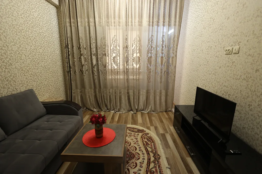 Квартира в элитном доме в центре города с видом на крепость