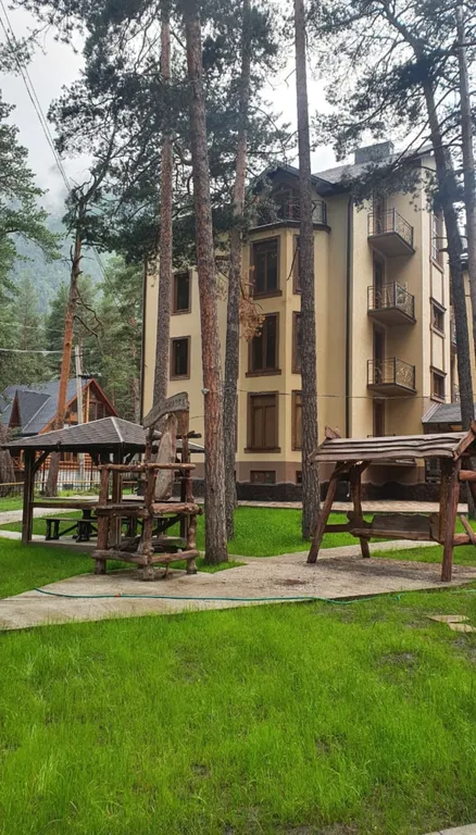 Апартамент с видом на горы