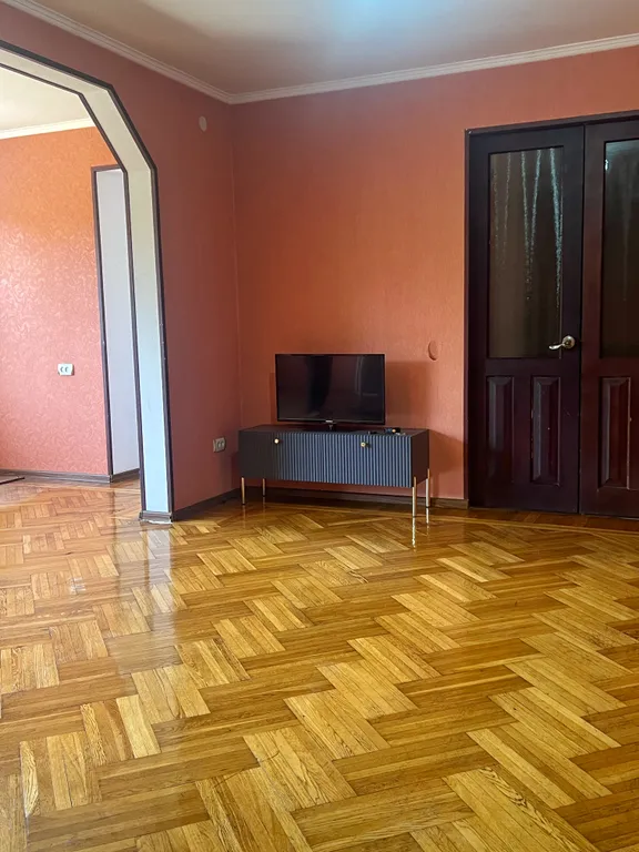 Просторная квартира в центре Сухума