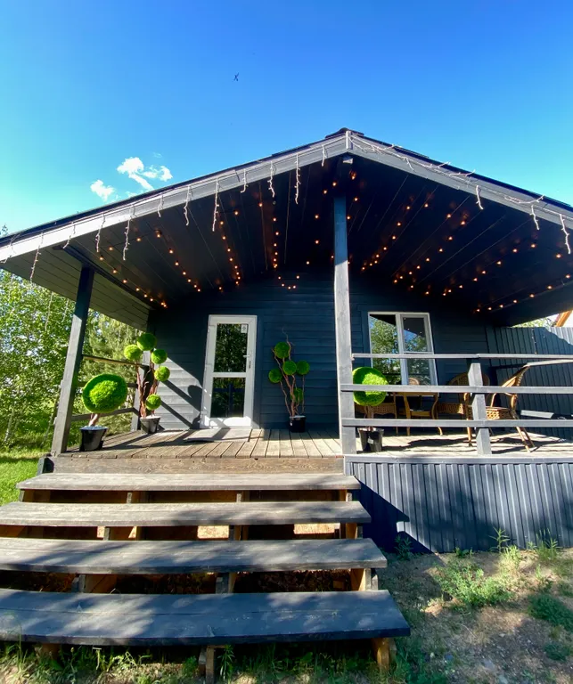Загородный дом Loft lodge на берегу реки Ангара