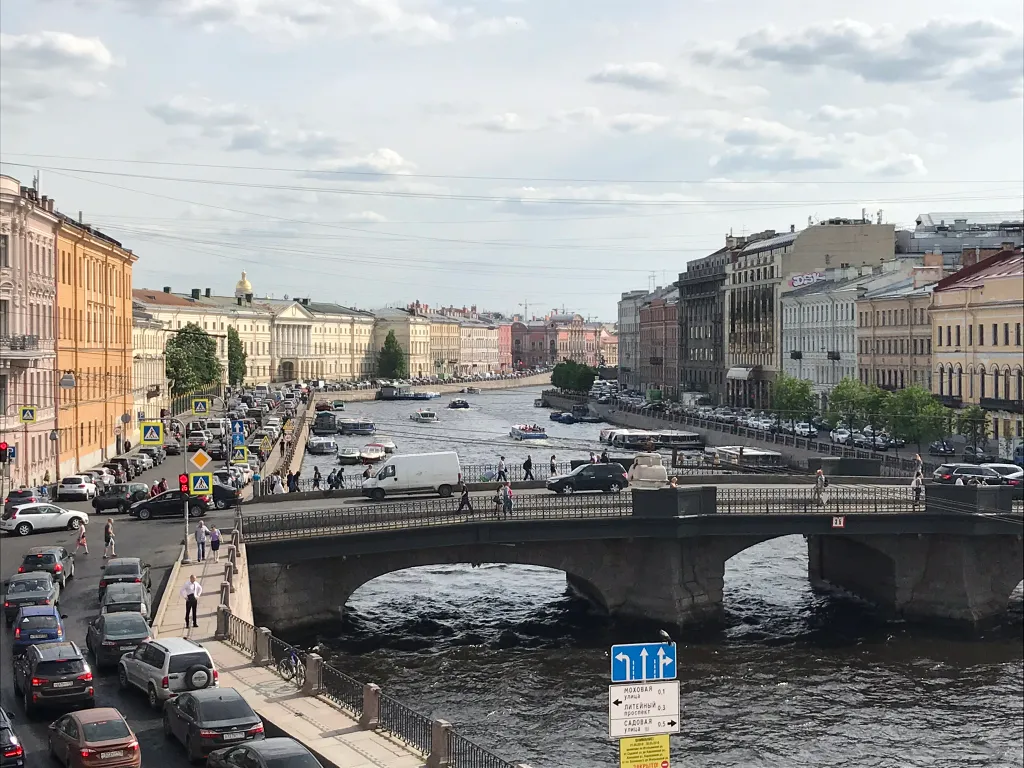 Квартира с фантастическим видом на Фонтанку