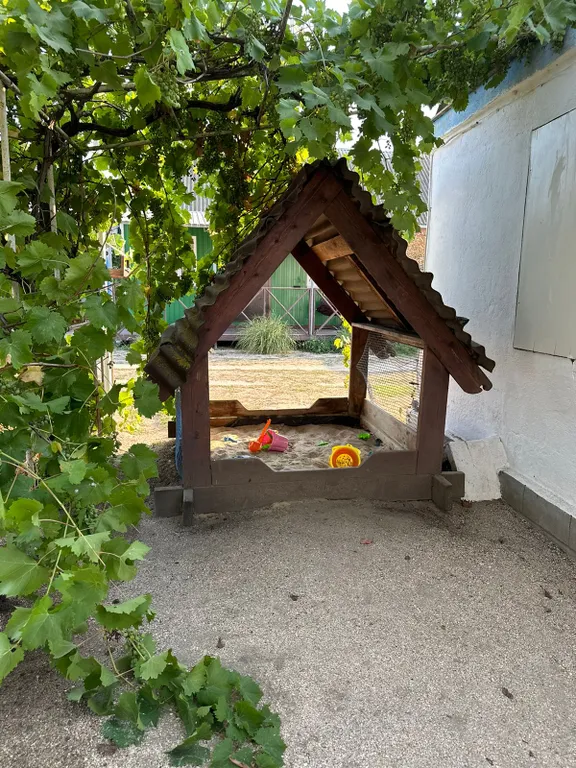 Коттедж Летний двухкомнатный  домик — Должанская