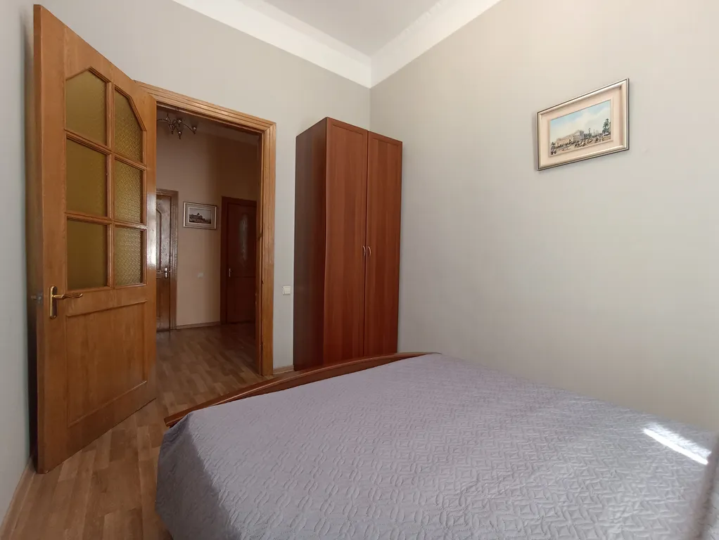 Квартира 3-комнатная Квартира — Санкт-Петербург