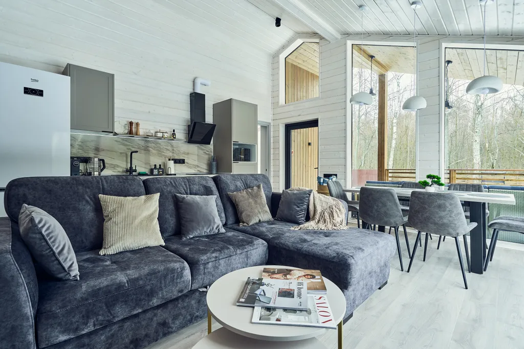 Коттедж Стильный новый коттедж на лесном участке — Семеновское