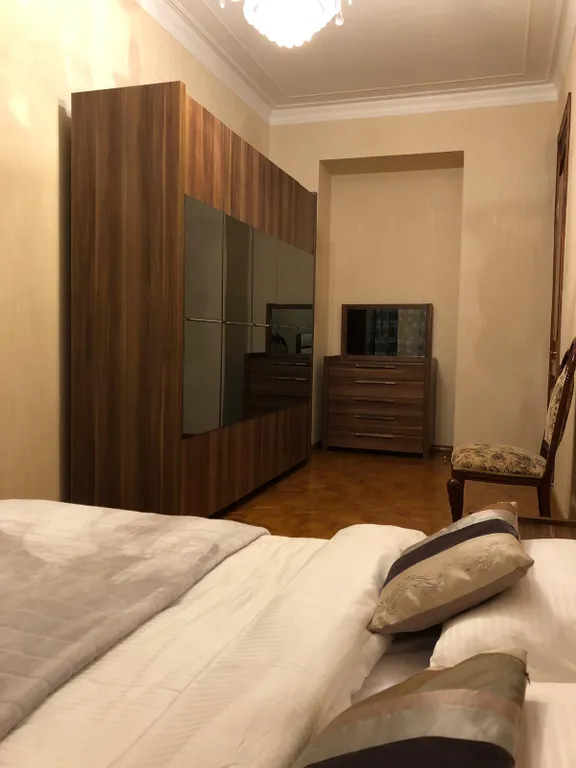 Роскошная квартира в центре у бульвара напротив InterContinental Hotel