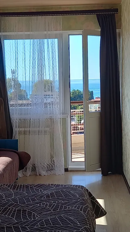 Квартира с террасой и видом на море — аренда посуточно в Сочи