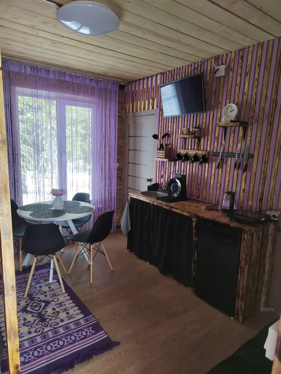 Коттедж Уютный, теплый дом с видом на гору Мустаг — Шерегеш